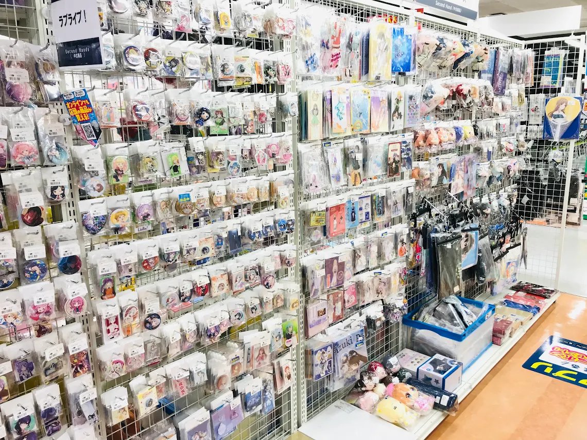 lashin_sendai's tweet photo. 【らしんばん仙台店/入荷情報】
『ラブライブ!スーパースター!! Liella! 2nd LoveLive! ～What a Wonderful Dream!!～ スクールバッグ 』 入荷しました！

オンラインでも購入可能です🌈↓
https://t.co/jPDM6YqR9C

🌟仙台店の最新入荷情報はコチラ！
https://t.co/Z2eDaXBZJA https://t.co/gGauMInVcH