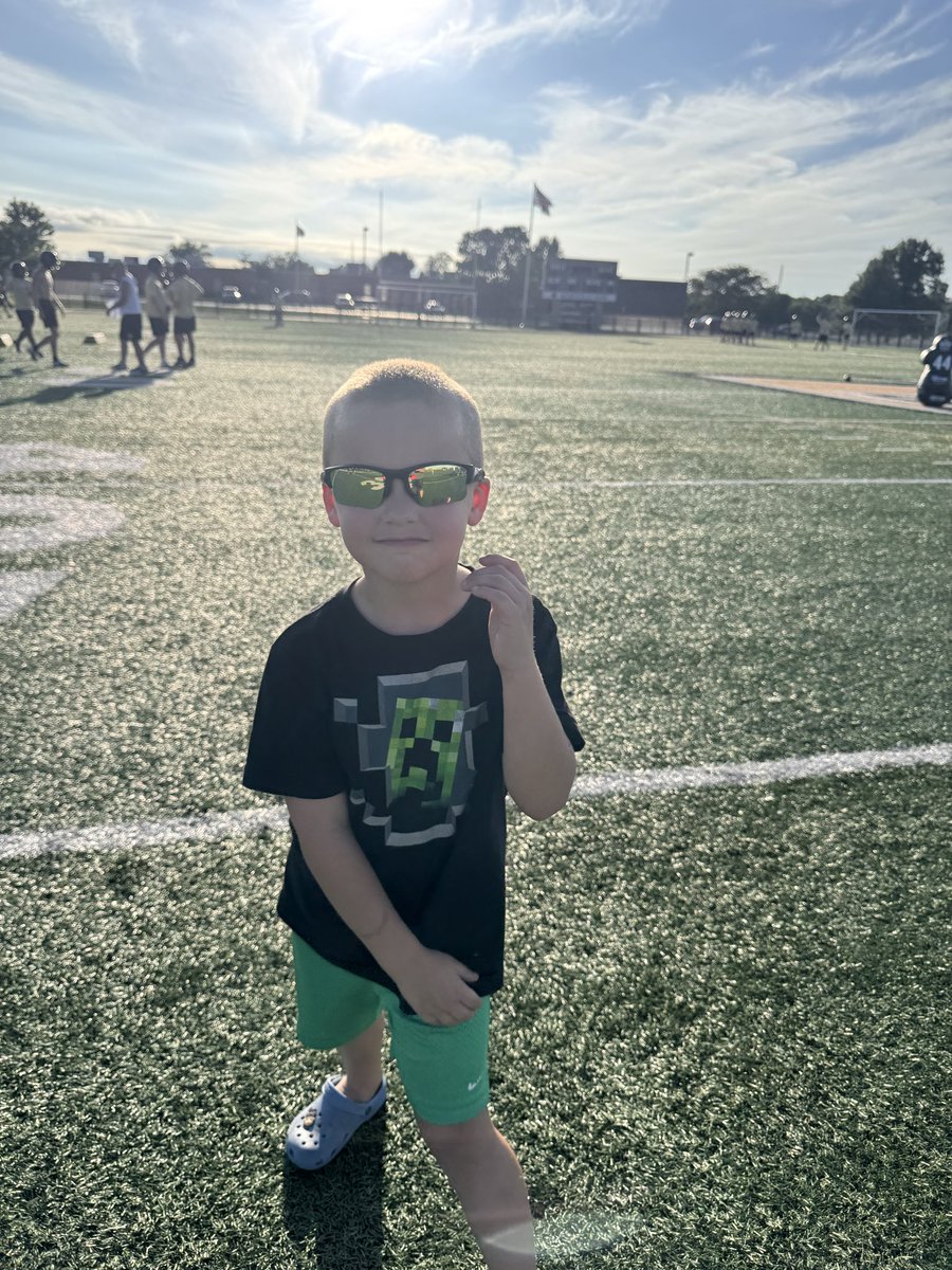 CoachCole's tweet photo. Back at it. Go Rebels! #HTK https://t.co/CBvyOJnpLO