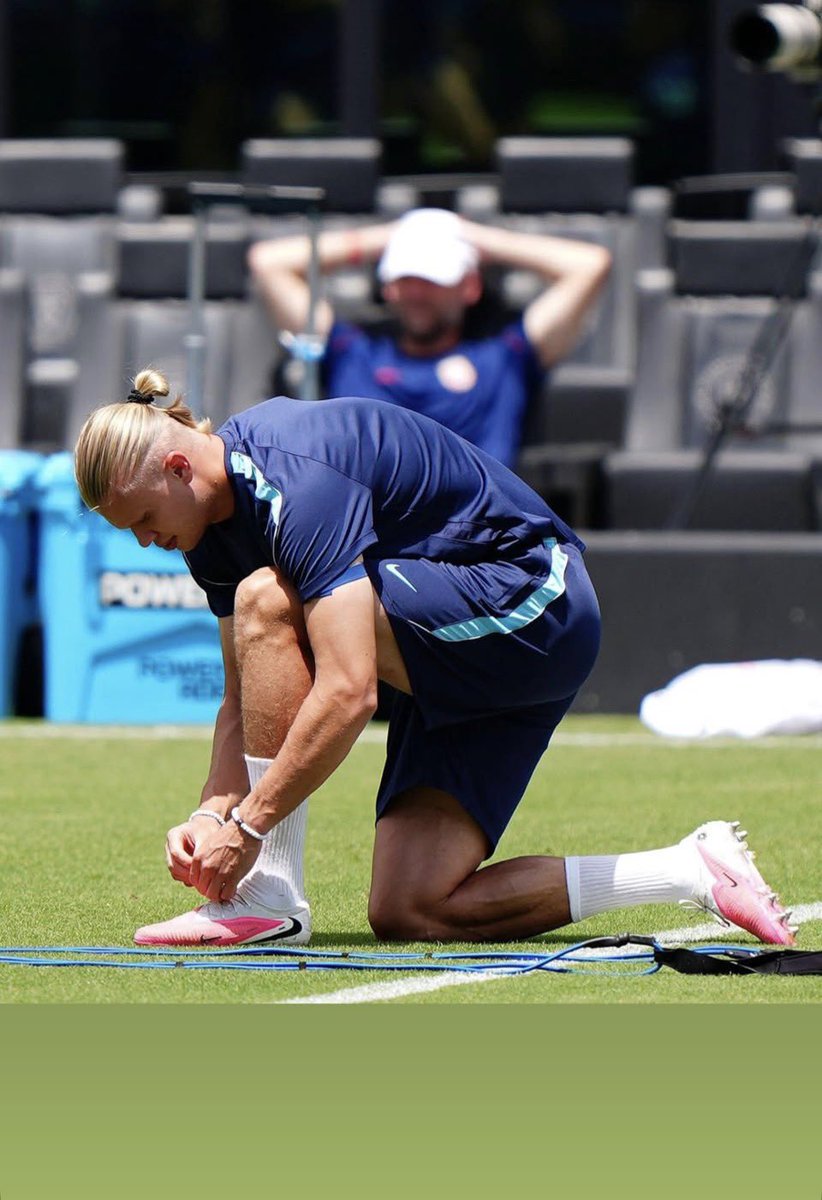TH34VATAR__'s tweet photo. ᅠ

ᅠ

ᅠ

ᅠ

ᅠ

ᅠ ENTRENANDO . . . (  🇳🇴 https://t.co/Fz5G8jOG9O