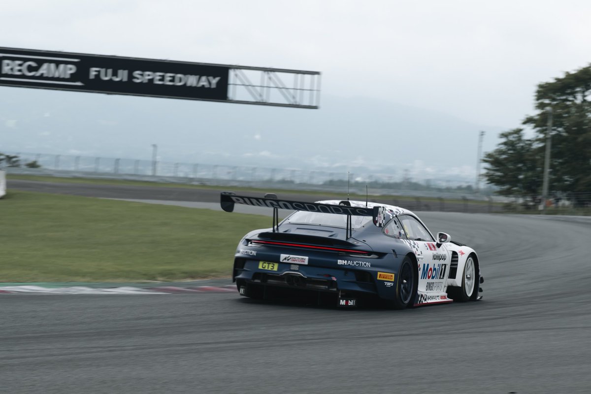 bingo_media_jp's tweet photo. 2026 JAPANCUP Rd.3-4 FUJI
QF 1 : P5 : Shinji Takei
QF 2 : P3 : Ukyo Sasahara
#gtworldchallenge #japancup #lollipopracing #Bingosports #FUJISPEEDWAY https://t.co/yyocnNAwln