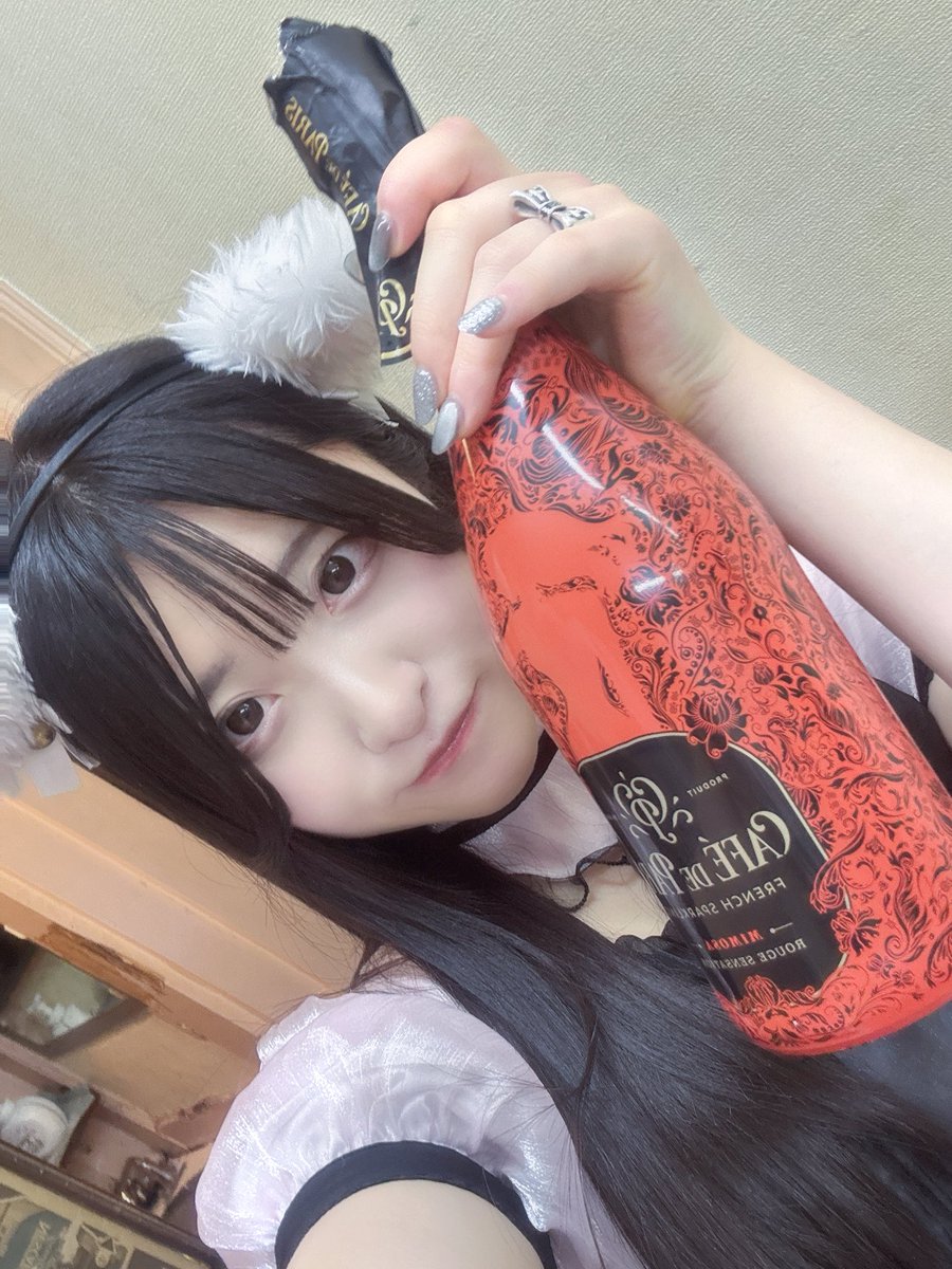 meuberry_'s tweet photo. 7/10
おきゅおわ🐑

少しの時間だったのにたくさん会いに来てくれてありがとうみんなの愛を感じる

ALTへ https://t.co/lRgVI9Ms6d