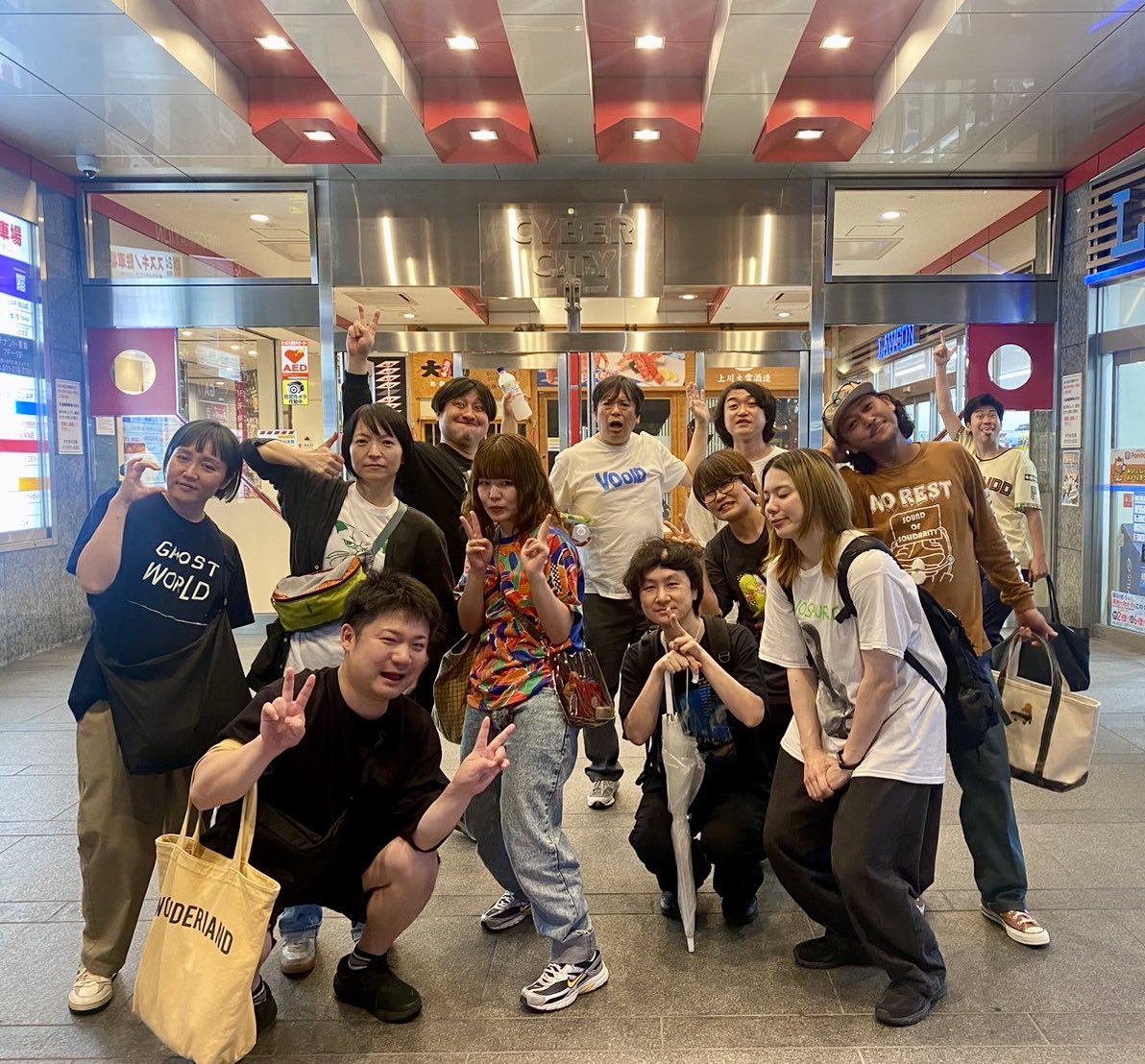 toddle_info's tweet photo. 昨日はありがとうございました！ plop最高でした😭またツーマンしましょうー！
スピも大好き☺️
本日は函館、はこだてグリーンプラザでBOX FESに出演します。無料です！
ぜひお越しくださいー！ https://t.co/prX1BCkcmC