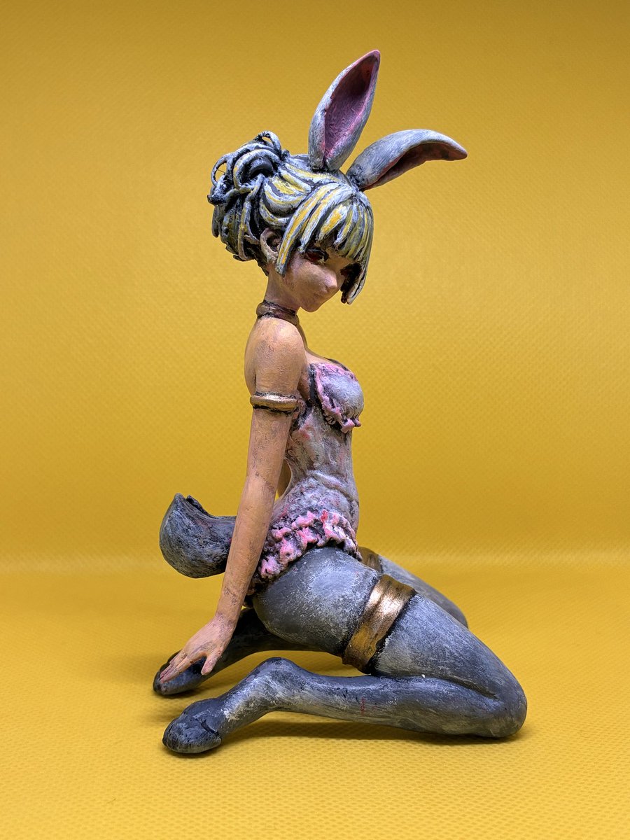 まだ途中ですが🐇 ＃造形 ＃自作フィギュア