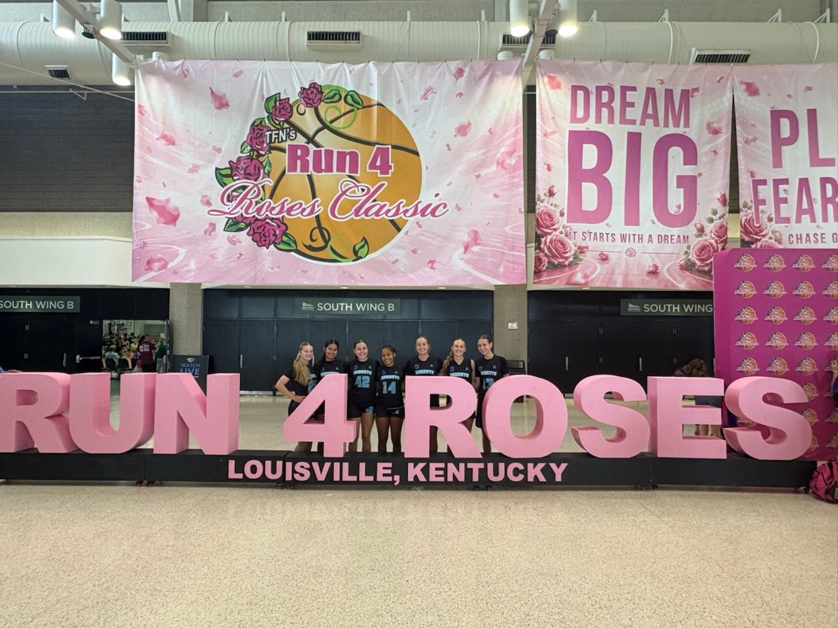 MidWest_Hornets's tweet photo. @TFNsRun4Roses One more game in the A.M. thanks for a fantastic experience @TFNsRun4Roses. This has been a great chance to make some memories and play some ball. https://t.co/KVKDCzhJI0