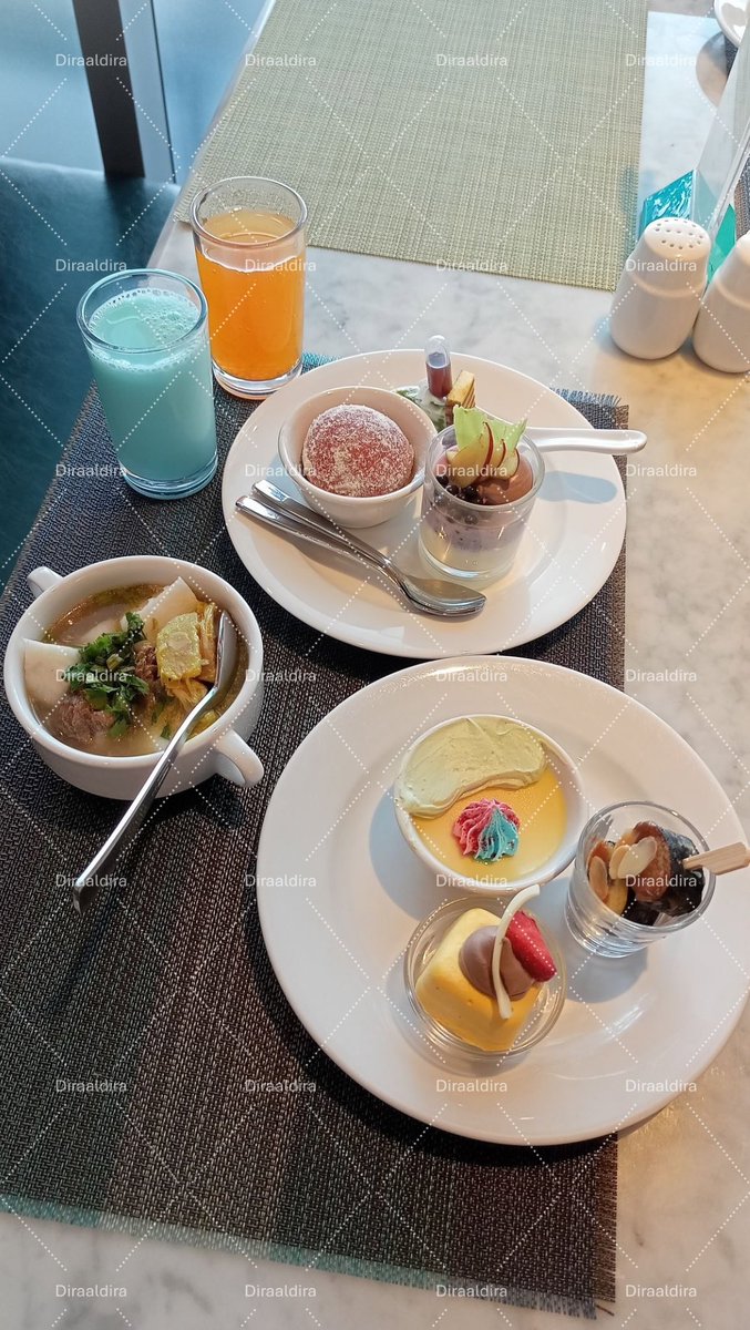 moerells's tweet photo. "Tidak semua yang indah harus dikejar. Kadang cukup dinikmati di weekend."💃🤍

Hallo Bandung —— Pasteur💋

#availbandung ~ #expobandung https://t.co/UwfBZt4SDz