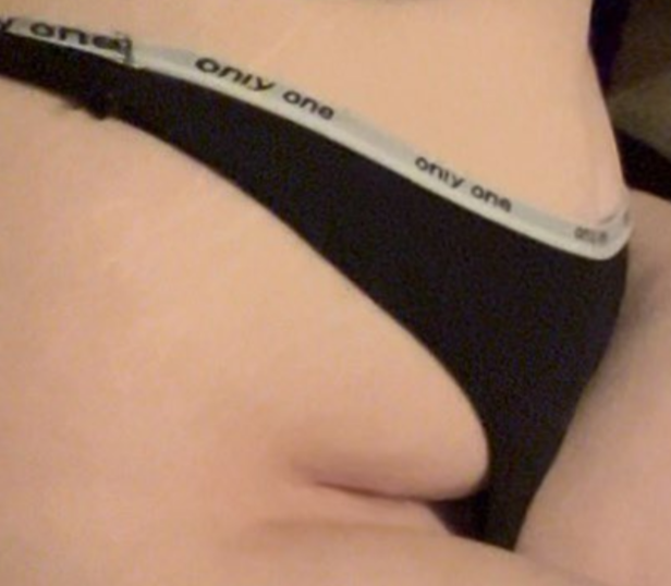 Tal_Tail's tweet photo. @ROTTEN_SINZ The little chudlet demands to feel involved somehow. Hes providing moral support 

Also

Fuckin   w o a g https://t.co/8Qsf3Jm3WI
