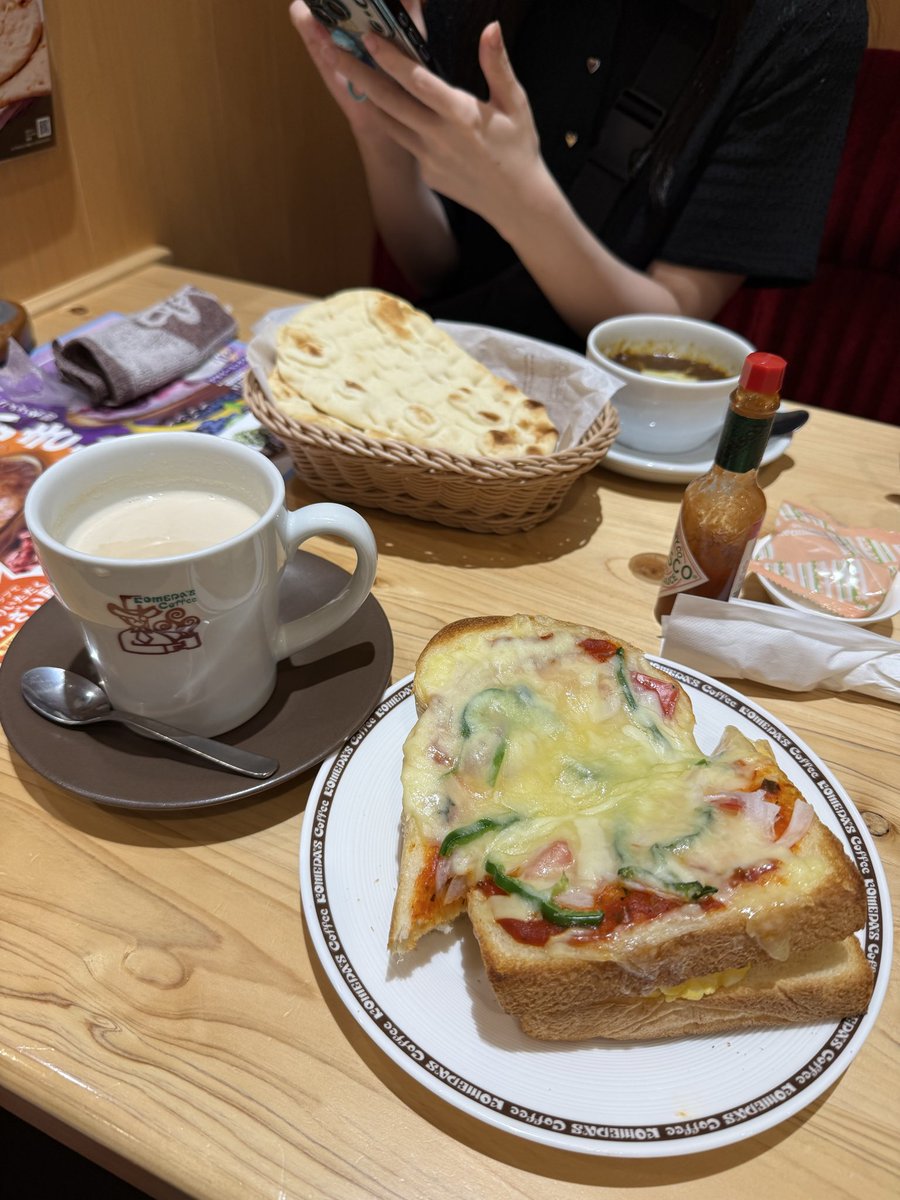 mint_yellow's tweet photo. ランチを〜😊😊 https://t.co/U7irUgesXV