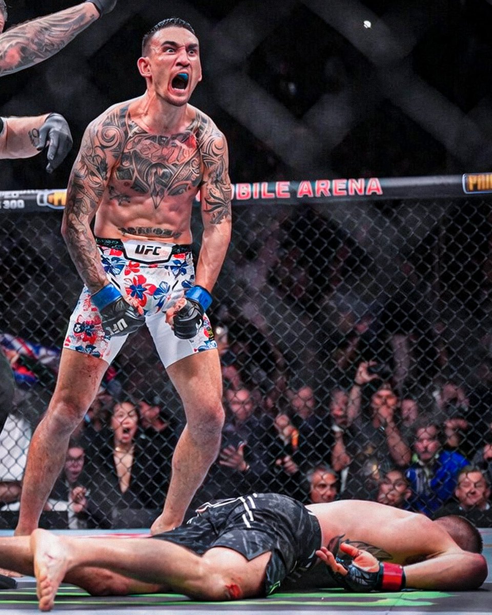 LaSueur_off's tweet photo. Beaucoup de lumière sur Conor, mais peu sur Max Holloway...

N’oublions pas ce que cet homme est capable de faire. 😤

#UFC329 https://t.co/fHbSqKirTr