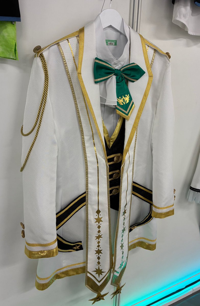 Pinnmoku's tweet photo. あの時の"""空気"""を吸った衣装 https://t.co/WsmRdtRJIT