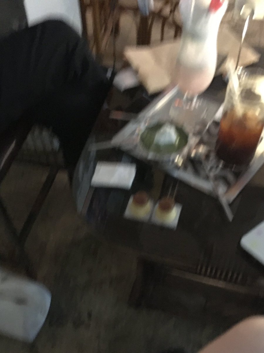 czzmeow's tweet photo. 🍧🍮🍹🍰 https://t.co/hQDoUzAQf1