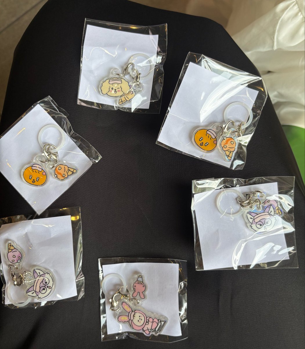 mm10___j's tweet photo. SEVENTEEN セブチ ガチャ カプセルトイ 交換 ポップアップ MINITEEN 

【譲】全身: ジョンハン
        顔: ウォヌ2、ドギョム、スングァン2

【求】ミンギュ 🐶
ジョンハン全身 🔄ミンギュ全身

本日手渡し or 郵送📮
現在宮下パークにおります。
お気軽にお声掛けください🙇🏻‍♀️🙂‍↕️💗 https://t.co/NZi049o7zt