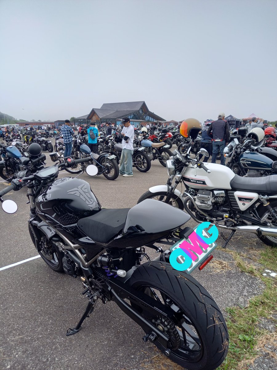 dehetti's tweet photo. バイカーズパラダイスのイベントきちゃ
めっちゃ濃霧 https://t.co/CV9QsTe0N1
