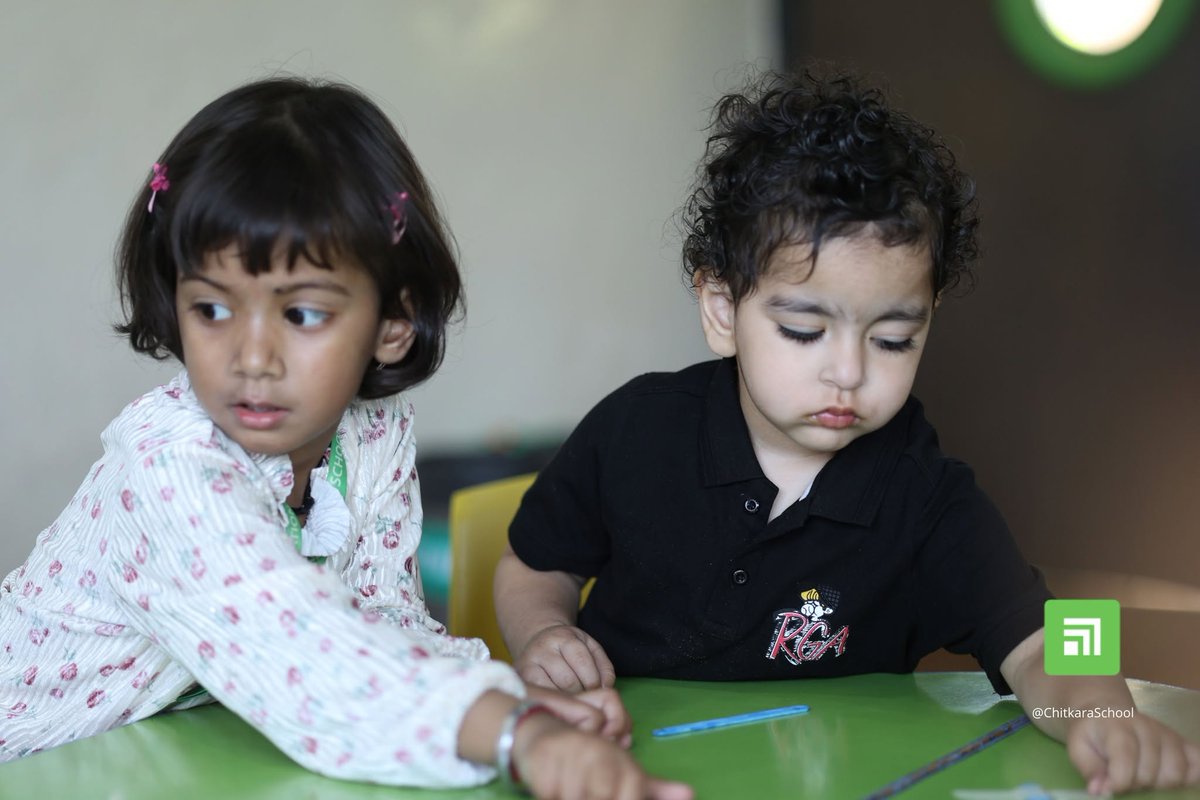 chitkara_school's tweet photo. Curious learners of Chicklets at Chitkara International School rescue, explore, and strengthen fine motor skills through the engaging "Rescue the Popsicle" activity

#CIS #Kids #kindergarten #activity #learning #motorskills #rescuethepopsicle https://t.co/0BmvFLOkpf
