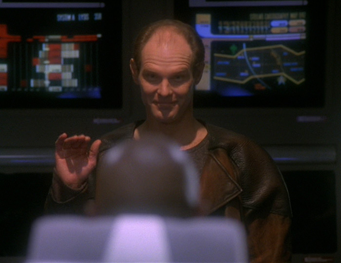 JanelleWaz's tweet photo. Admittedly, I got my mileage out of this clip in my For the Uniform video. #DS9 #ForTheUniform #allstartrek https://t.co/ymQNSyhXjW