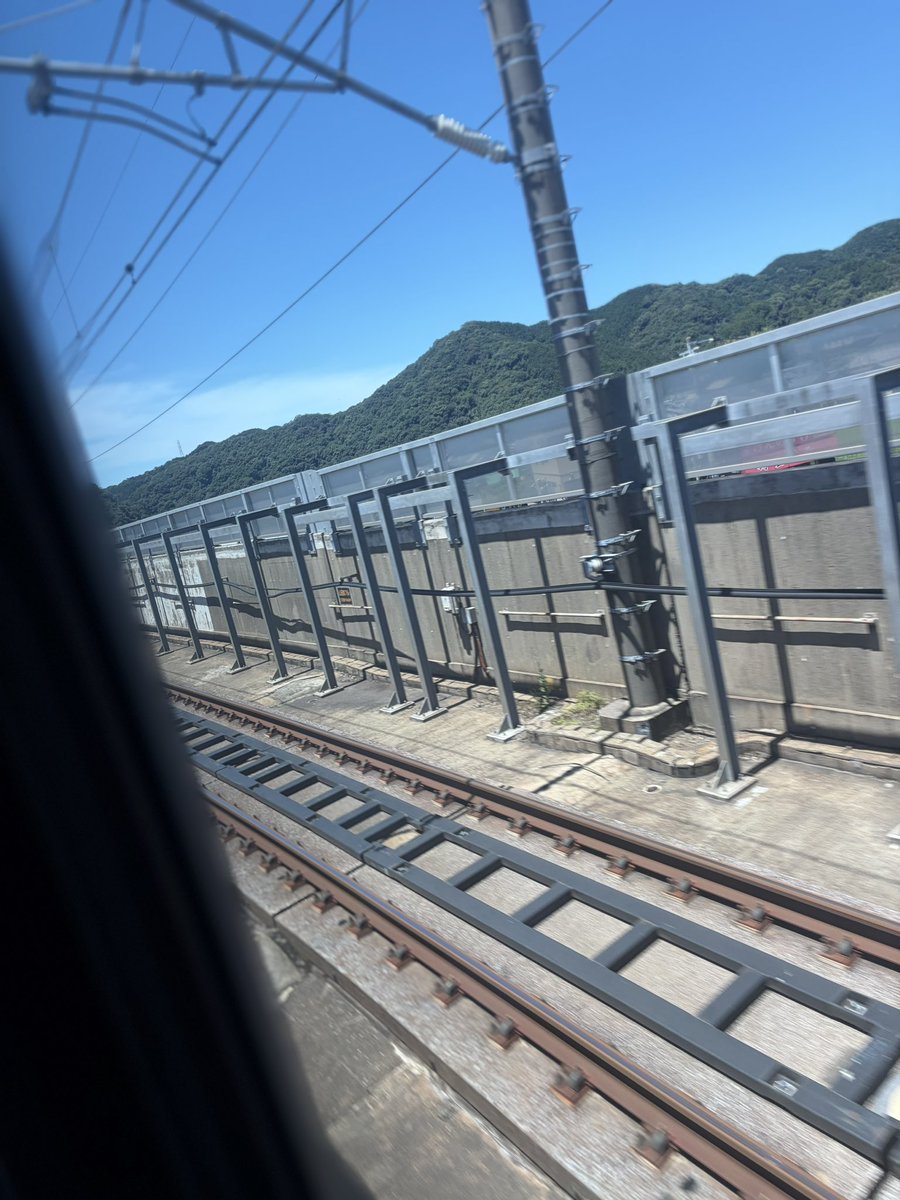 Master_857's tweet photo. いま？

新幹線🚅なう https://t.co/ily9OAdb5V