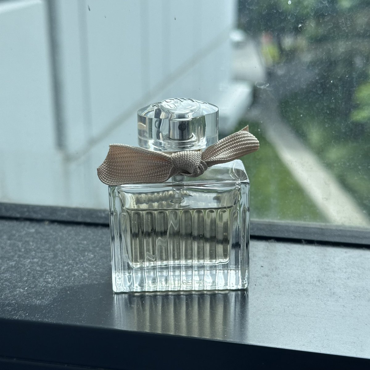 mellowbunnys's tweet photo. ส่งต่อน้ำหอม chloe โบว์ครีม 20ml 🎀🪽
650 รวมส่ง เหลือเยอะ ไม่ได้ใช้เบยงับ 

#ส่งต่อ #ส่งต่อคสอ #ส่งต่อเครื่องสำอาง #ส่งต่อคสอมือสอง #ส่งต่อเครื่องสําอางมือสอง #ส่งต่อเสื้อผ้า #ส่งต่อน้ำหอม #ส่งต่อสกินแคร์ #ส่งต่อสกินแคร์มือสอง #น้ำหอมส่งต่อ #น้ำหอมมือสอง https://t.co/W4BGlD2NzJ