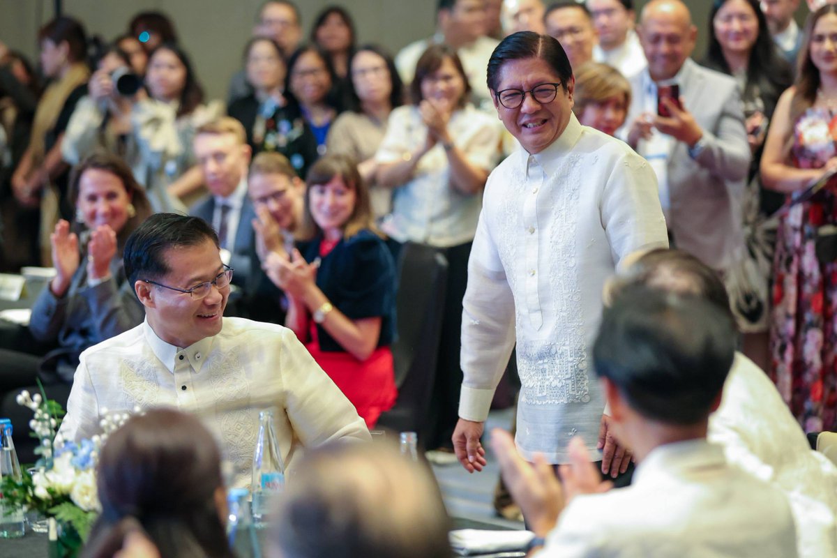 WinGatchalian74's tweet photo. Nakiisa tayo sa paggunita ng ika-10 anibersaryo ng 2016 Arbitral Award sa West Philippine Sea kasama si Pangulong Ferdinand R. Marcos Jr., mga opisyal ng Department of Foreign Affairs, at mga kinatawan ng diplomatic community. https://t.co/vdG5ALEbQs