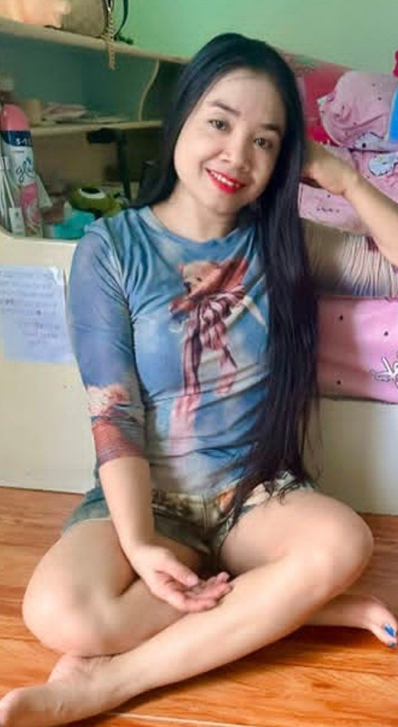 p0qwzo's tweet photo. เจ๊น้ำฝน40กว่าแล้วเห็นรุปแกทีไรผมก็เสดทุกทีเลย https://t.co/EFZlfdTaZL