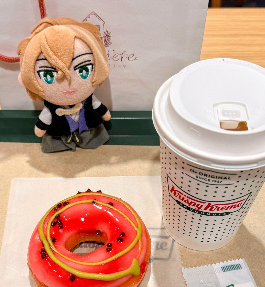 neko2727's tweet photo. 🍉の季節が来ましたね...！ https://t.co/zJ8oEuauOB
