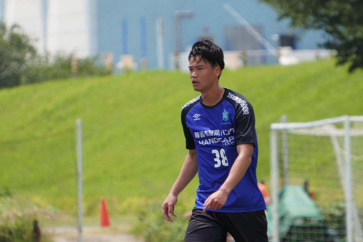 bellmare_staff's tweet photo. 🟢トレーニングマッチ結果🔵

📝トレーニングマッチ（30分×3本）
湘南ベルマーレ 4-1  城西大学
1本目：1-1
2本目：1-0
3本目：2-0

⚽️得点者
 #山田寛人
 #加瀬直輝
 #ファビアンゴンザレス
 #ファビアンゴンザレス

 #bellmare https://t.co/8pxEQQnGGW