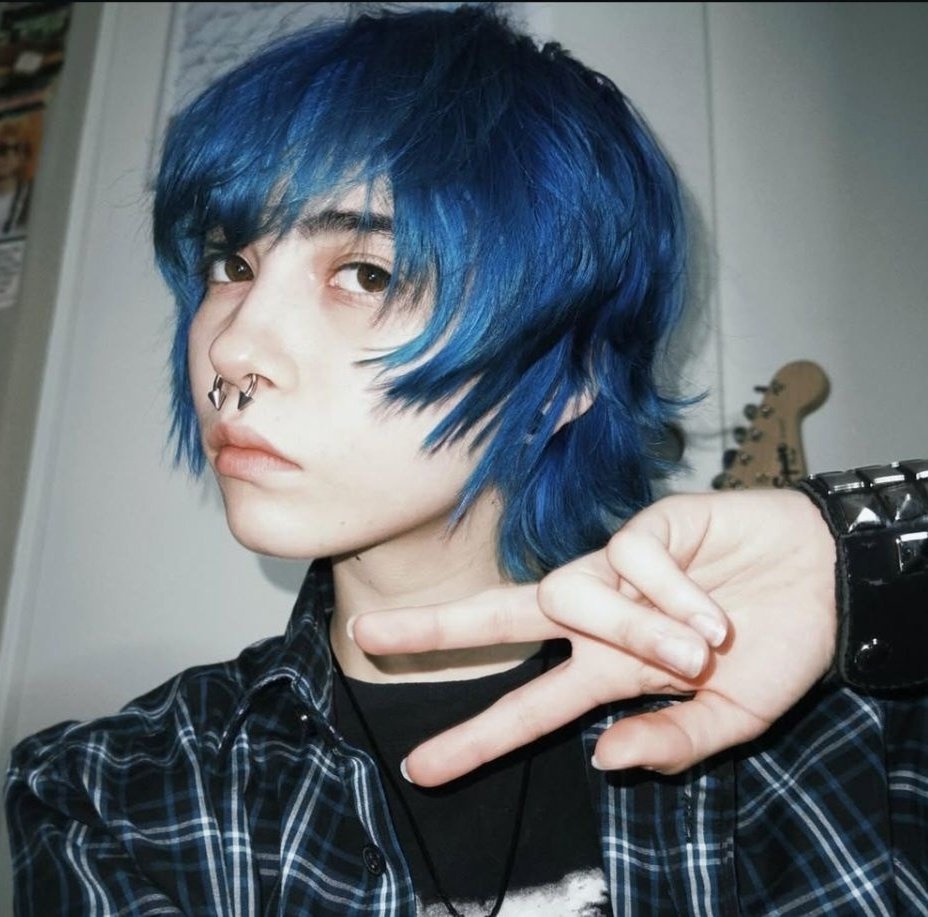 HER0ACDEMY's tweet photo. 𝗙lorian 𝗟illian 𝗤uinzel / @poisonbitez
𝗶𝖽𝖺𝖽𝖾: 18 anos.
𝗹𝖾𝗀𝖺𝖽𝗈: Poison Ivy &amp; Harley Quinn.
𝘀𝖾𝗑𝗎𝖺𝗅𝗂𝖽𝖺𝖽𝖾: bissexual. 
𝘁𝗎𝗋𝗆𝖺: primeiro ano.
𝗽𝗋𝗈𝗇𝗈𝗆𝖾𝗌: ele/dele https://t.co/vzYs56le7c