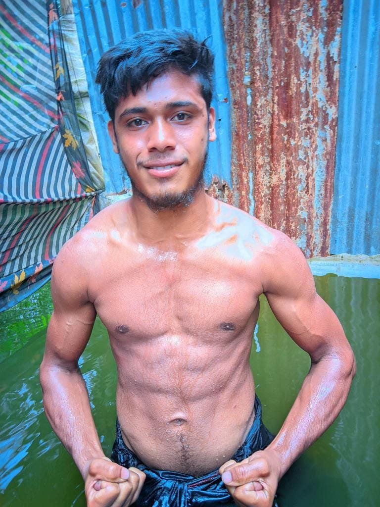 JAVERyf8's tweet photo. আমার অনেক পছন্দের, কাছের ছোট ভাই আশরাফ,ও যে কি জিনিস, ও নিজেও জানে না,   ওর ধন যদি কেউ বাস্তবে দেখে মাথা নষ্ট হয়ে যাবে, বাংলাদেশী ছেলেদের, তাও ওর বয়স ২২বড় ৯ প্লাস এবং মোটা তো চিনতাই করা যায় না। আমার হাতের মুঠোয় আসেনা। https://t.co/HDqzBDPOer