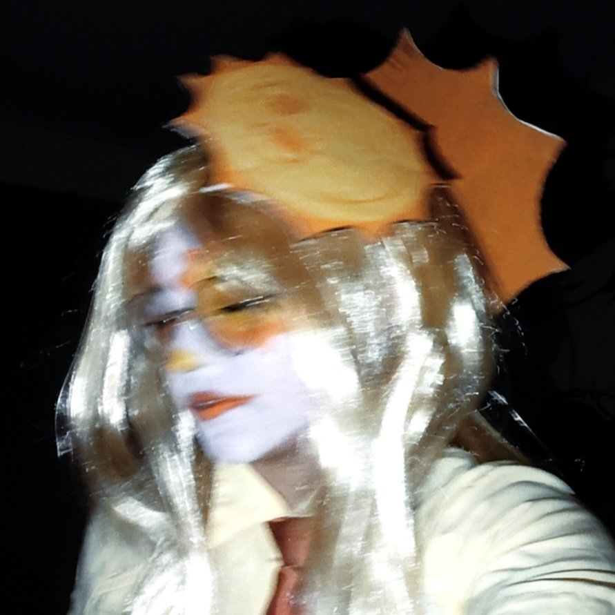stariihz's tweet photo. ☆ fiz um cosplay do solzinho de tadc yee \o/
[ @fehdubs 🫪✨️ ] https://t.co/rI3ovmR9Yg