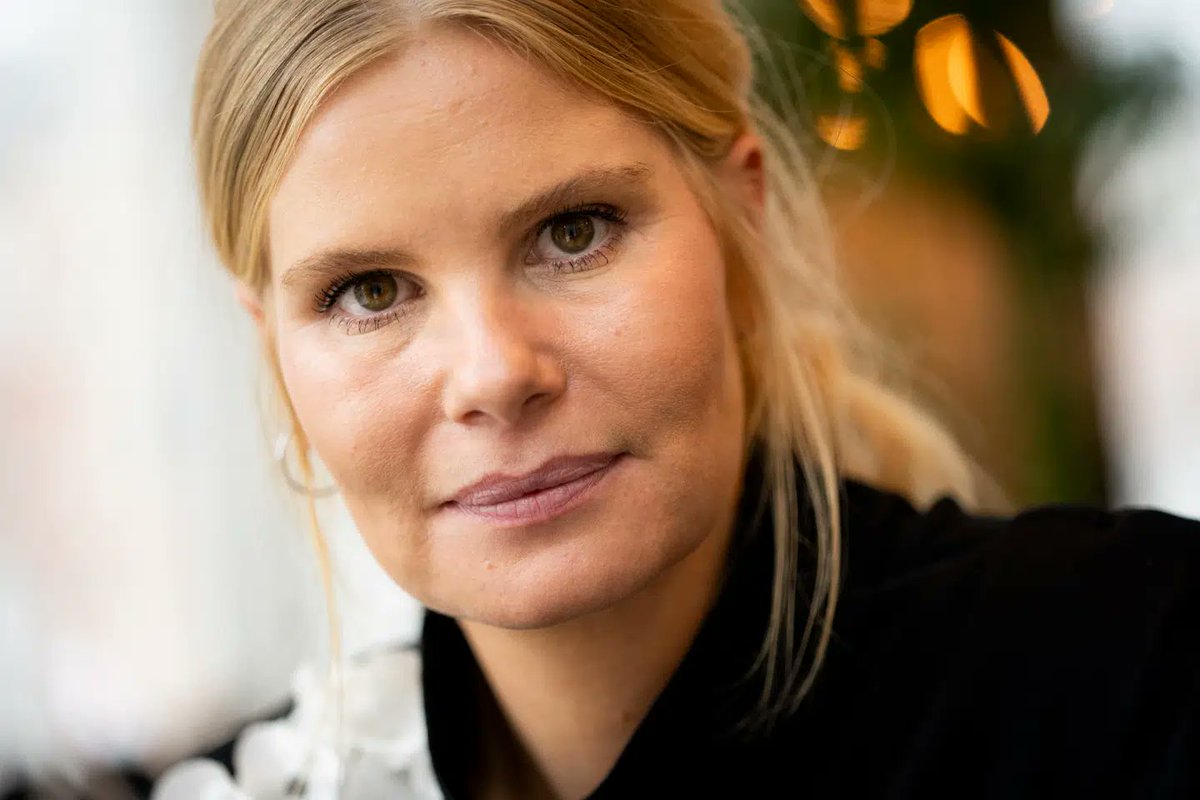 btdk's tweet photo. Sofie Linde langer ud efter TV 2: 'Det er uværdigt' https://t.co/wZNjOdna1h https://t.co/rFX32auLpI