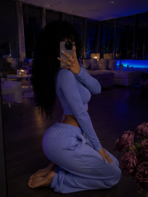 Divinity888__'s tweet photo. I don't compete for attention... I receive it 
#goddessmindset #spoiled #luxurylifestyle #paypigs https://t.co/MZT7T1P48r