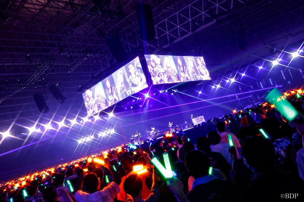 bang_dream_info's tweet photo. 「Animelo Summer Live 2026 -Messenger-」

昨日の #アニサマ で披露した4曲のライブ映像を公開中👇

🎧‘FIGHT’ ADDICT
https://t.co/0gvRzPttoP

🎧灼熱 Bonfire!
https://t.co/TV0oG4TipG

🎧V.I.P MONSTER
https://t.co/Jv58asVKaH

🎧DRIVE US CRAZY
https://t.co/zjfwKjIIam

#バンドリ #RAS https://t.co/4zqdd4vo5J