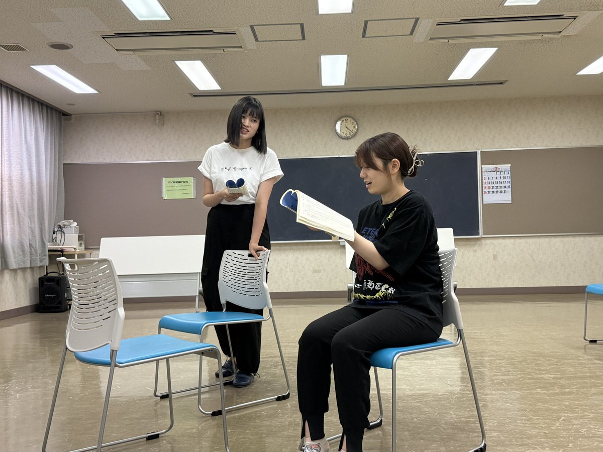 utsm_ap's tweet photo. ついに全シーンが合流!
皆様に届ける全六章を繊細に育てています。
お見逃しなく!
@アルネ543
8/6(木) 18:30〜(B)
8/7(金) 13:00〜(B) 18:30〜(A)
8/8(土) 13:00〜(A) 18:30〜(B)
8/9(日) 12:00〜(A)
特典付きS席¥5000
自由席 ¥3500
▼ご予約▼
https://t.co/hOu42QJ1ZW
#UTSMAP
#いつぼく https://t.co/b8Z9NqHGwi