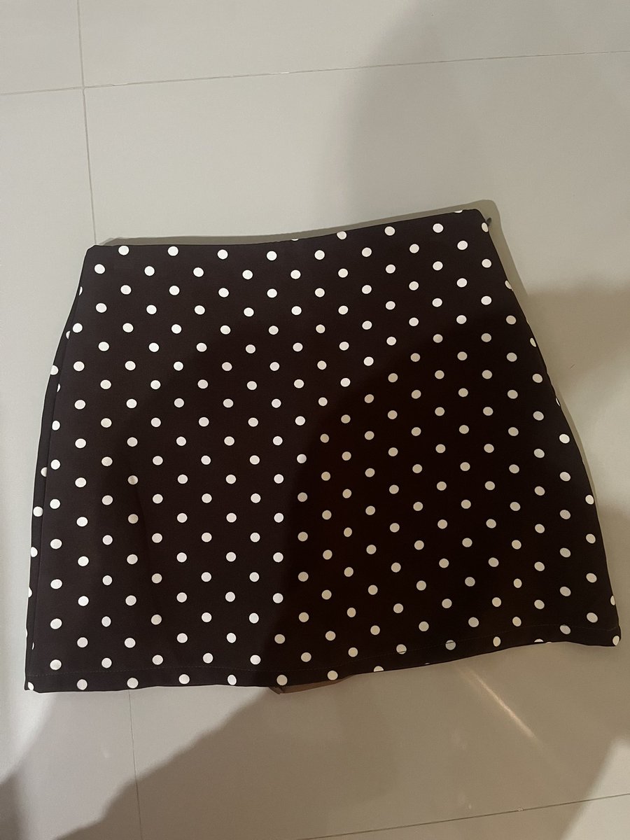depjfer's tweet photo. กระโปรงลายจุดโพกาดอทสีน้ำตาล 
(xs) เอว24 สะโพก34
— 95฿

#ส่งต่อเสื้อผ้า #ส่งต่อเสื้อผ้ามือสอง #เสื้อผ้ามือสอง #ส่งต่อเสื้อผ้ามือ2 #vghbkk #bemingbkk #cintageshop #stylistshop #ส่งต่อcintage #โล๊ะตู้ #ส่งต่อstylist #เสื้อผ้ามือสองสภาพดี #ส่งต่อmon2 https://t.co/LvcGz7r67t