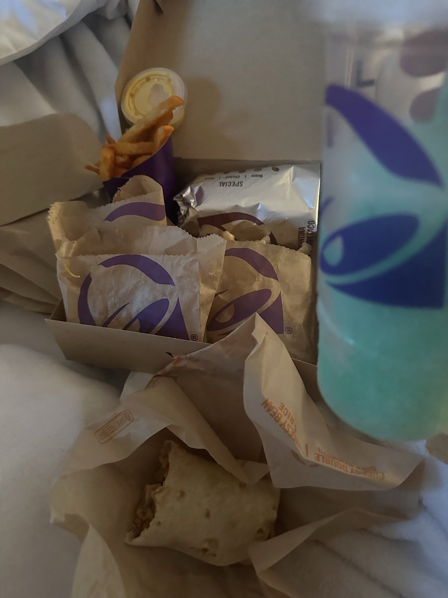 deerluvr0's tweet photo. #binged 🫩 https://t.co/mAXwTkF04v