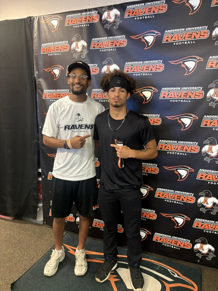 darrien_hens08's tweet photo. After a great OV today, I was blessed to receive an offer from Anderson University. I feel so honored! Thank you for believing in me!
@CoachMonte_ @aufootball__ #TheRavenWay #BeAllIn @coach_codd @coachmonty11 @TnVarsity @TN @N3XTrecruiting @mclem5322 @RoaneSportsTN @coachk2345 @CSmithScout
