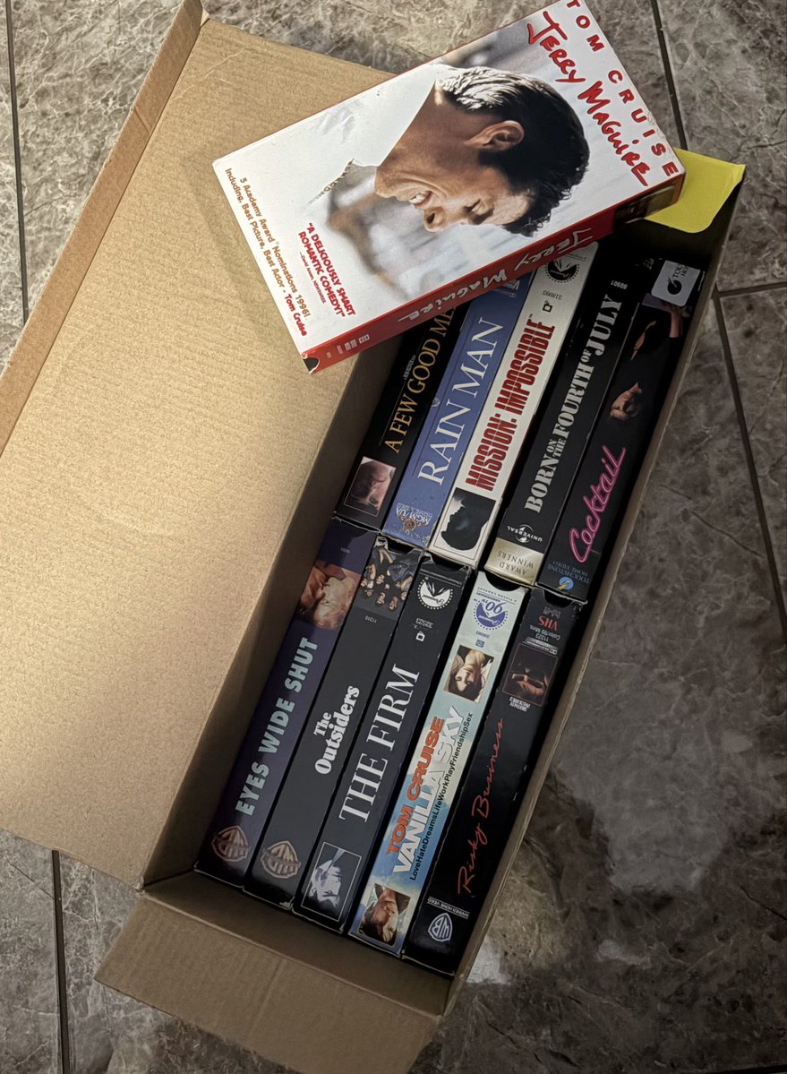 gutsfan4's tweet photo. yes I just bought a collection of tom cruise vhs tapes and no, don’t ask me for how much https://t.co/nL9sdKuMRi