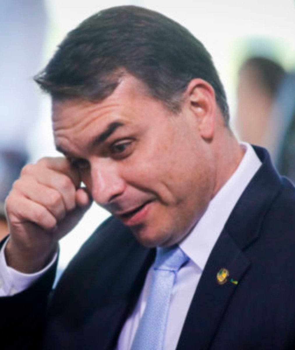 vinicios_betiol's tweet photo. RESUMO DO DIA:

1) Espanha elimina a Bélgica e pegará a França. Sábado tem Haaland com a Noruega.

2) Valdemar Costa Neto tem R$ 119 milhões bloqueados por suspeita de desvio de emendas.

3) Reportagem afirma que campanha de Flávio Bolsonaro se prepara pra lidar com vazamento de vídeo privado.

4) Partido Novo pagou R$ 385 mil à empresa de Deltan Dallagnol via fundo partidário.

5) Lula afirma que Brasil ficará com as terras raras e que não aceitará ordens de Trump.