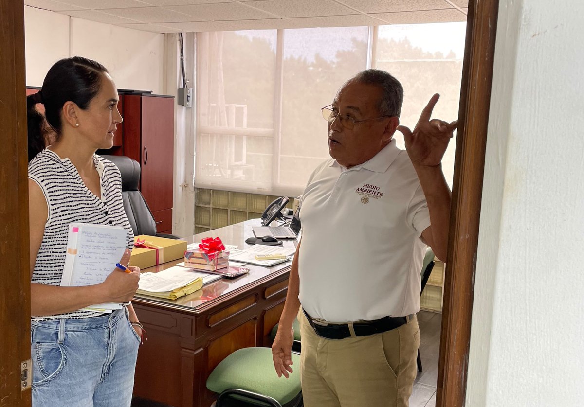 GSandovalSalas's tweet photo. 🌿🇲🇽 Seguimos recorriendo el país para fortalecer el trabajo territorial de la @SEMARNAT_mx. Hoy, en #Tamaulipas, compartimos un espacio de diálogo con el personal de nuestra Oficina de Representación para reconocer su labor y seguir construyendo un equipo más cercano y fortalecido.

🤝 Porque la protección de nuestro patrimonio natural también se impulsa desde cada Oficina, con el compromiso y el trabajo diario de quienes hacen posible nuestra misión.