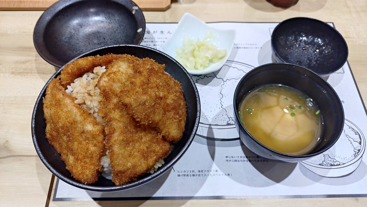 pegat26's tweet photo. お腹いっぱい…… https://t.co/YBhGR8Huh9