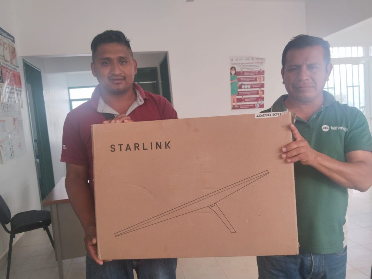 Tlachinollan's tweet photo. 📌Estafan con 49 mil pesos al centro de salud de Monte Alegre en la Montaña de Guerrero |👀Contrataron el servicio de internet Starlink de Tlapa, pero solo funcionó 2 meses a pensar de que había pagado las 12 mensualidades del 2026. 
👉🏾https://t.co/AwE0KCKw9z https://t.co/KMtAdY1vR2