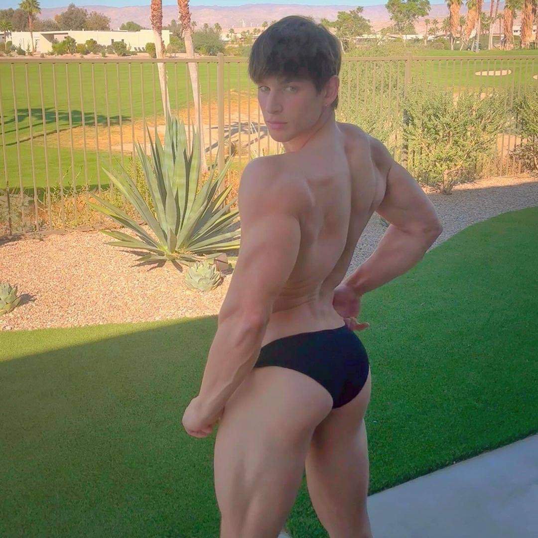 renogold94's tweet photo. Do you want to have something real with me RT DM 🌈 https://t.co/9j5qpFqDYY