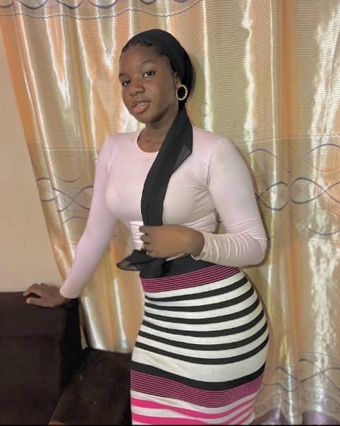 zainarb__'s tweet photo. I don't know why i am still single, please pray for me🥺 https://t.co/TOmuD3gwpZ