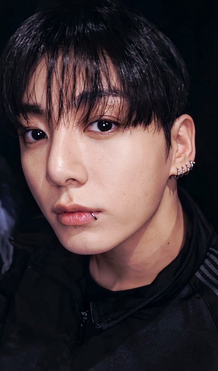 jungkovtae's tweet photo. OH GOD TAEKOOK! https://t.co/iRGs9udaLr
