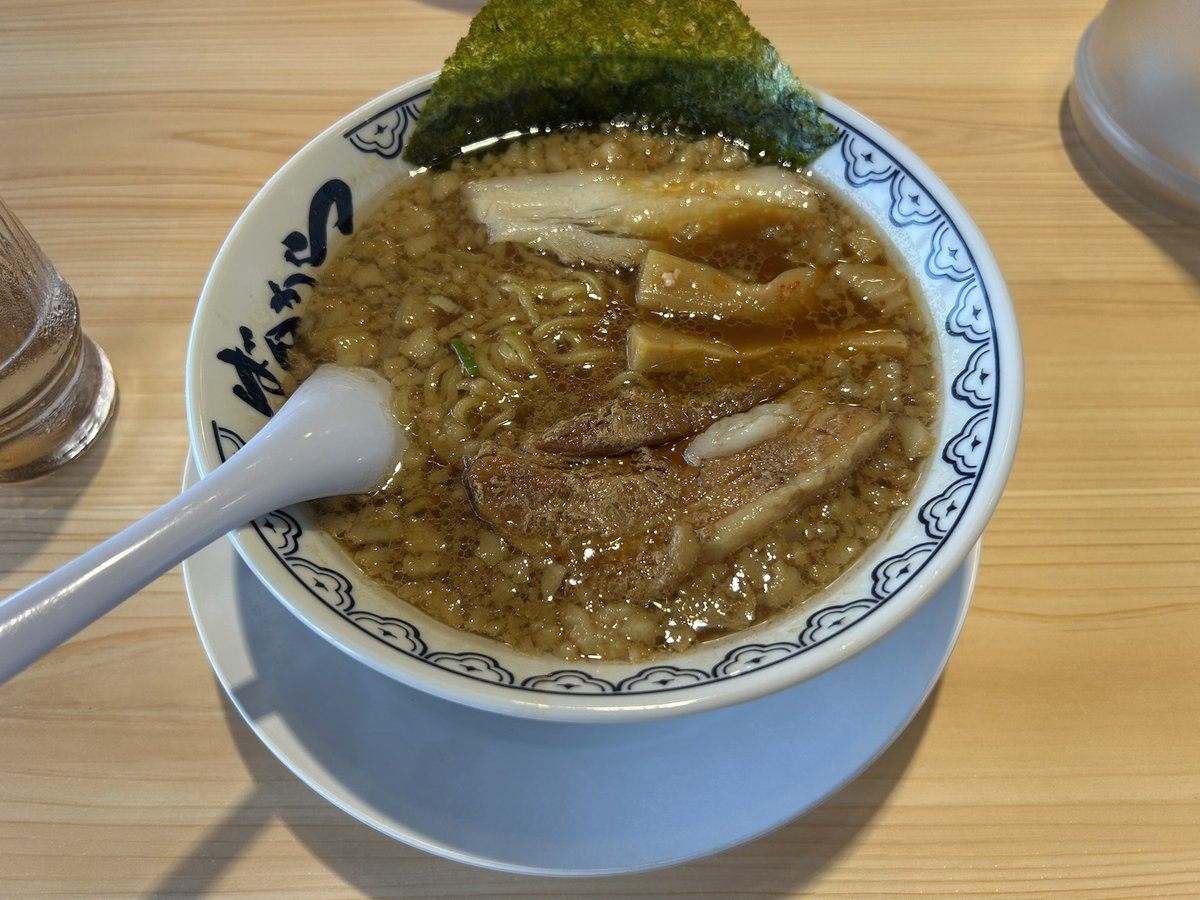 xxt9300's tweet photo. お昼はラーメン https://t.co/h4bZghfhmb