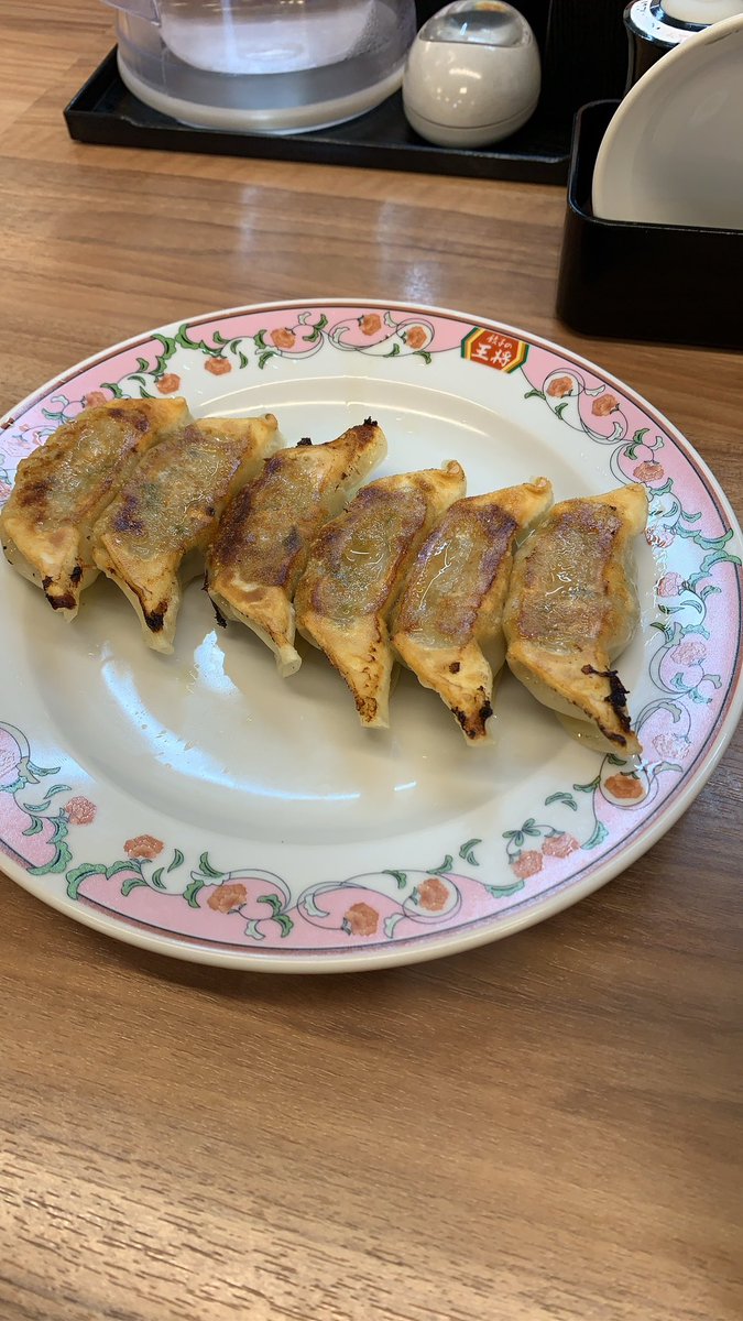 Se1e7's tweet photo. 王将の夏餃子まじでおいしかったからたべて https://t.co/TOH4IFWKQr