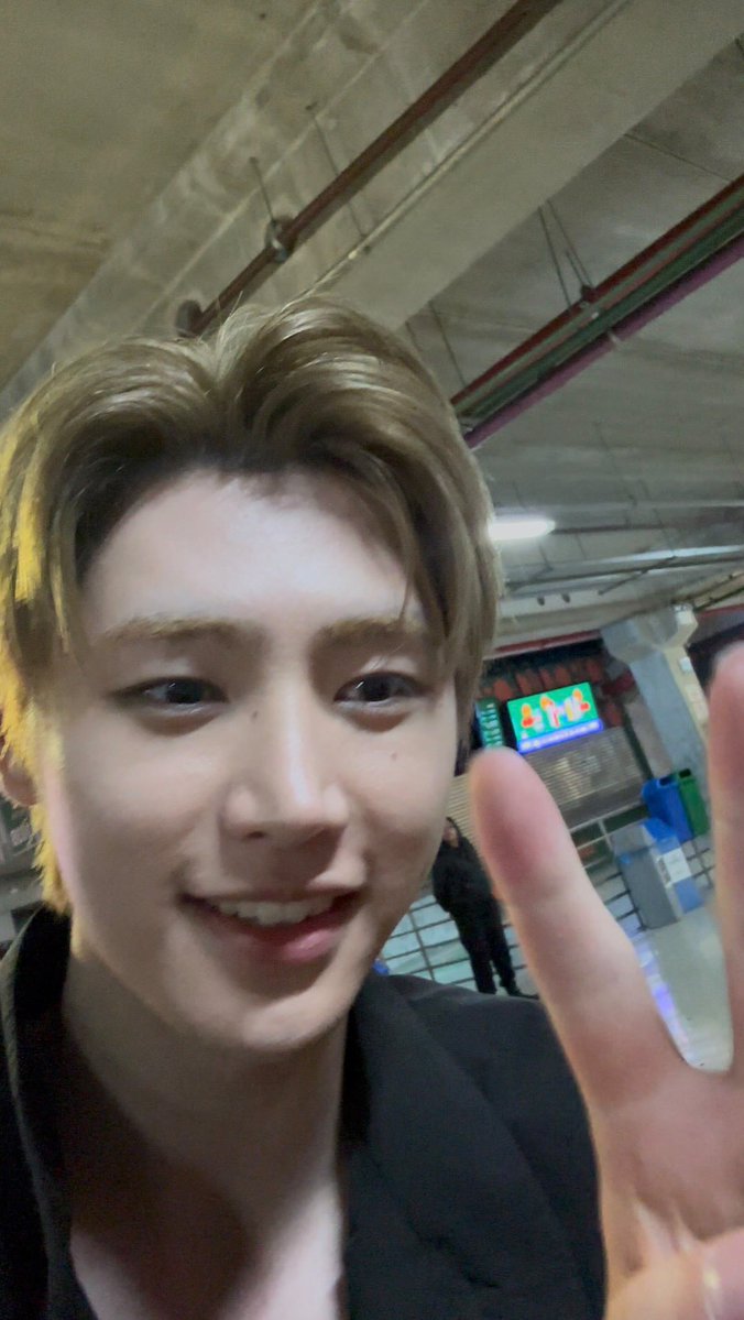 byeol_ice's tweet photo. 😭😭😭😭😭😭😭😭 https://t.co/q1YvVVmQvz