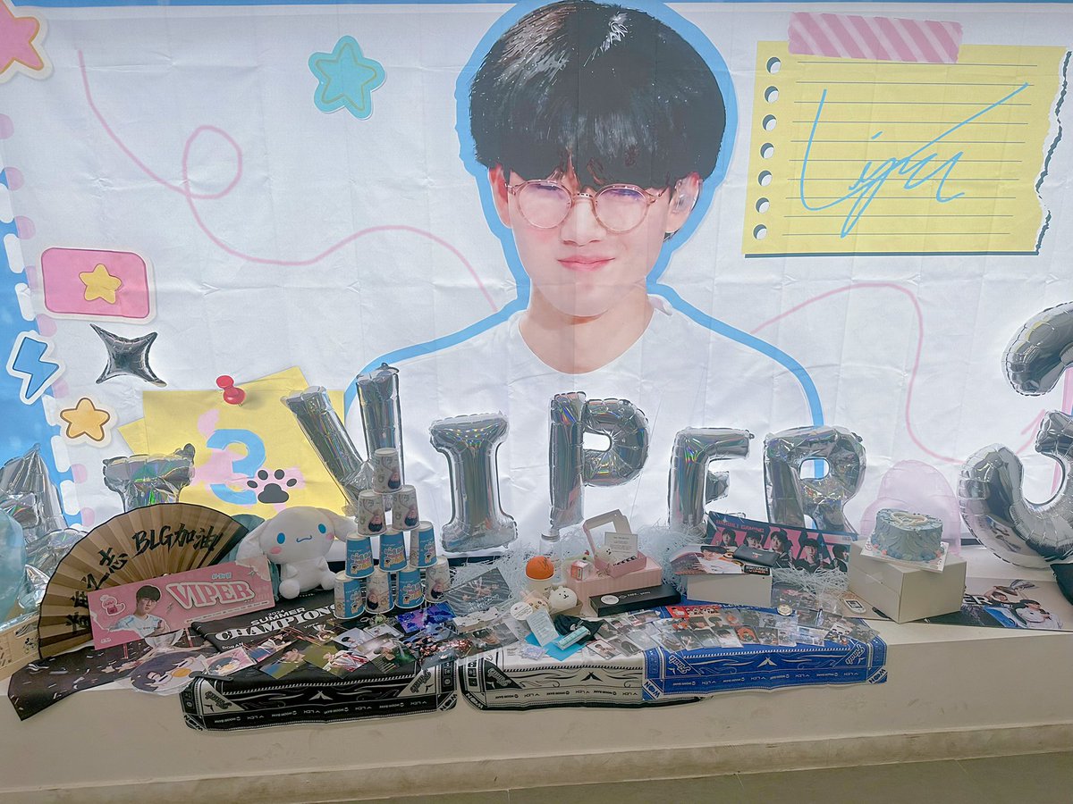 miaaa6918's tweet photo. All the gifts are so cute and I even won a cushion from the lucky draw! Viper 파이팅~~~

#너만_오면_5인큐
#모집_바이퍼의_게임동아리 https://t.co/AoFodyPLDS
