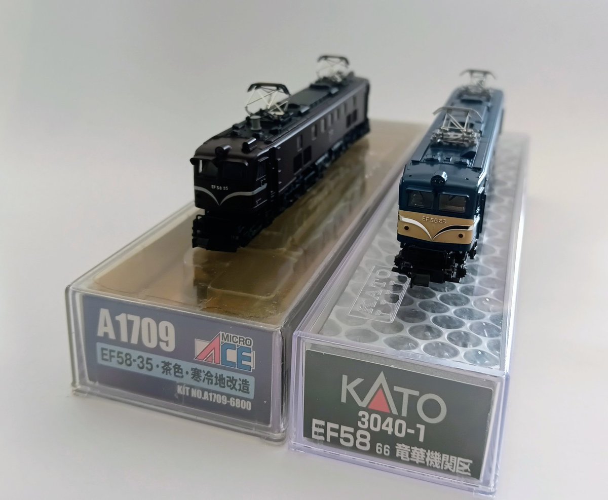 rk_higeshin's tweet photo. 【当店在庫の電気機関車です】
当店在庫の電気機関車です。全て新品です。新品ではもう見かけない製品もあります。お探しの方はいませんか?どちらも在庫僅少です。 https://t.co/PJFs5eyOCP