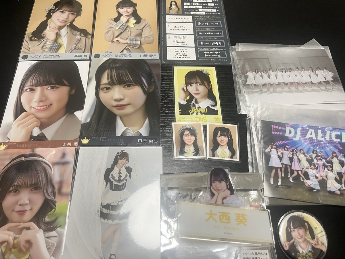 moon11kya's tweet photo. ニアジョイ グッズ トレ 交換

【譲】画像 高橋、逢田、村山、過去物
【求】山田缶バッジ、ステッカー>山田過去物なんでも検討or買取

異種交換、複数提供可
本日Kアリにて現地トレ希望
ご気軽にお声がけください。 https://t.co/KSxpQg9vam