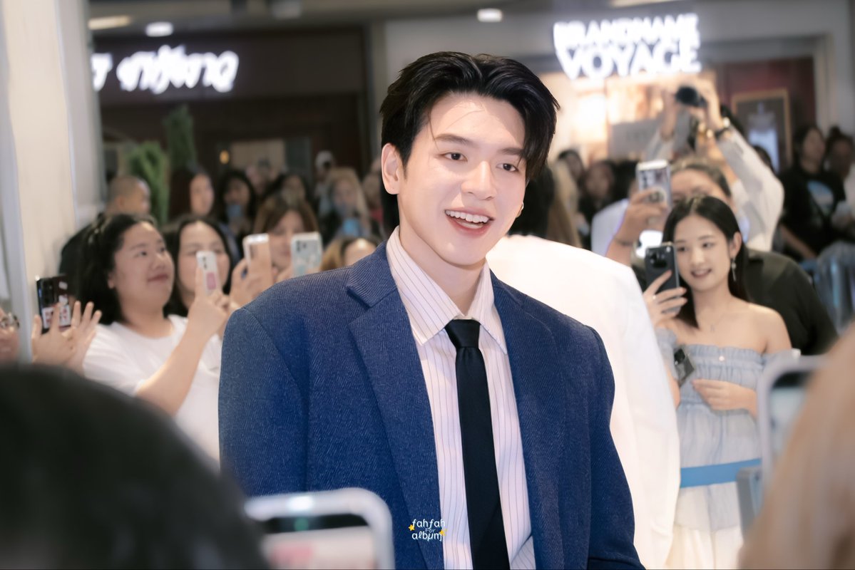 forfafleak's tweet photo. ตี๋หล่อมานี่มา✨

- PIEGOLF DESTINY RAMA 3 -

#DestinyclinicxPieGolf
#pie_saran 🥧 https://t.co/7MqOjFo57u