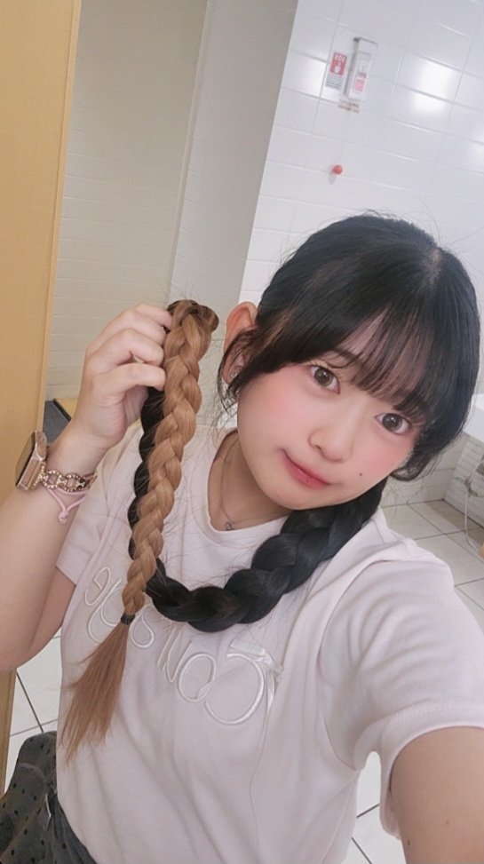 koikano_kaimi's tweet photo. もうお外暑すぎて三つ編みばっかり!!
どうかな似合ってる?
#コイカノ関西 #スーパーロング https://t.co/Z9X3o8orTe
